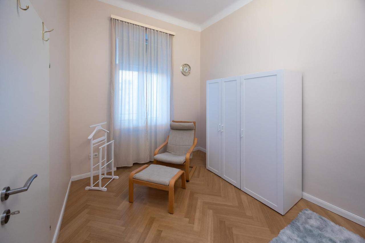 Charming Apartment Near Prater Wien Exterior foto